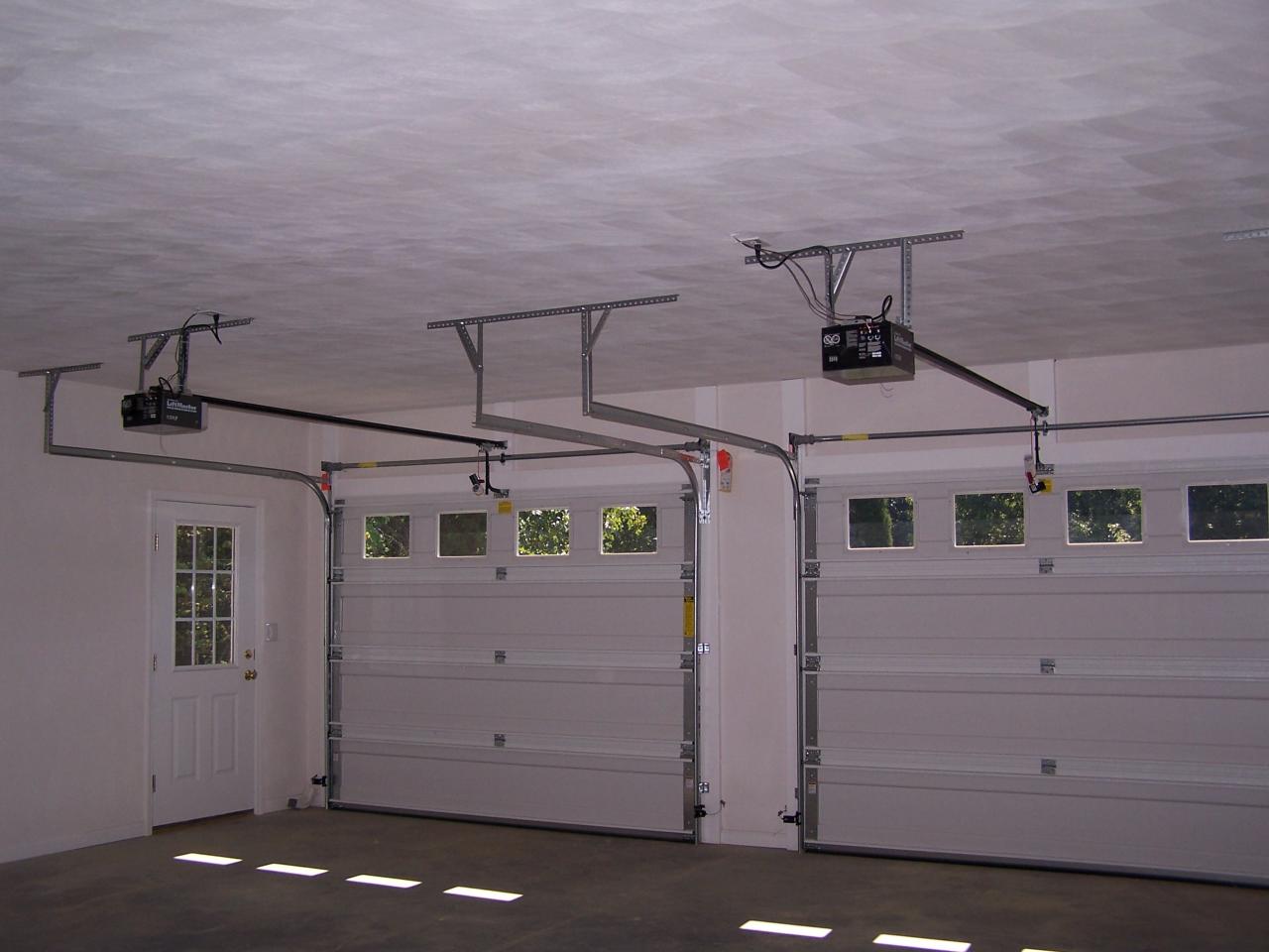 412 Scalybark Drive Blue Ridge, VA 24064 - Photo 9 of 10 Garage