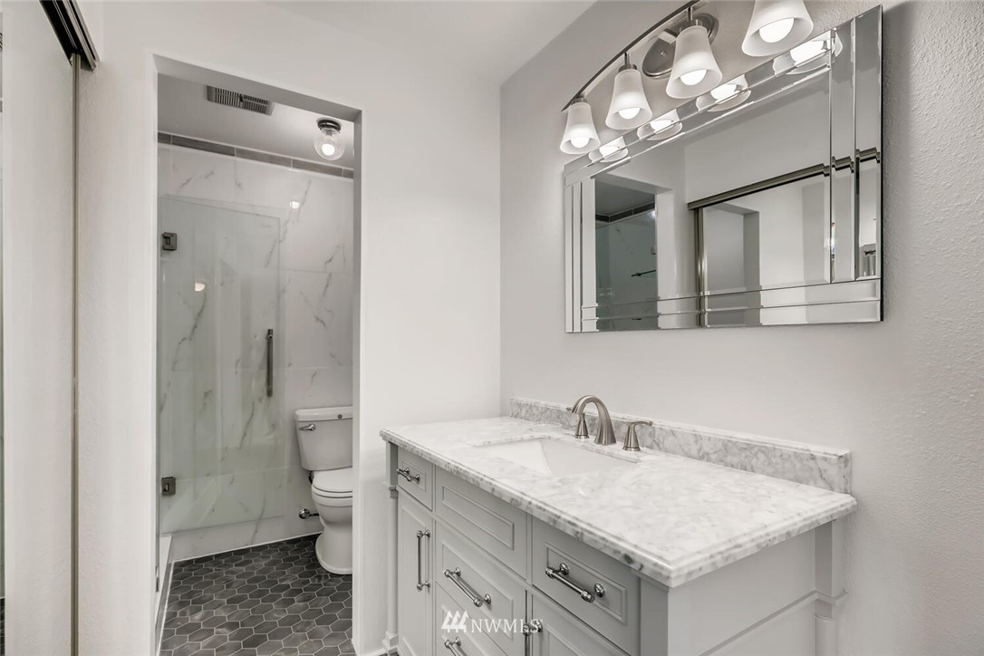 4417 Chrisella Road East Edgewood, WA 98372 - Photo 13 of 28 Gallery Image 13