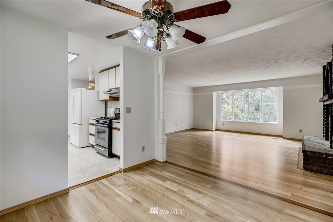 4417 Chrisella Road East Edgewood, WA 98372 - Photo 6 of 28 Gallery Image 6