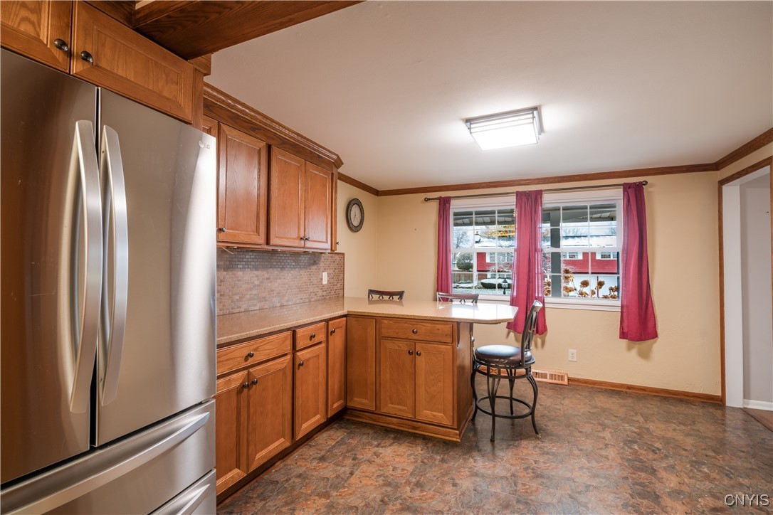 4976 Surrey Lane Clay, NY 13088 - Photo 24 of 47