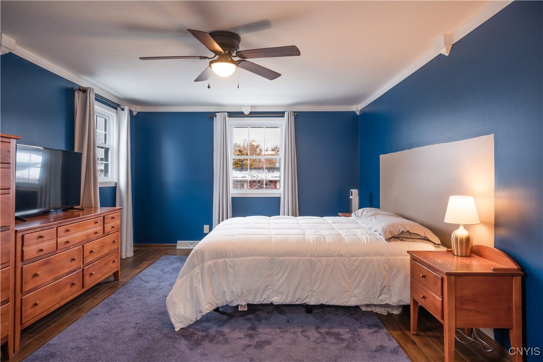 4976 Surrey Lane Clay, NY 13088 - Photo 28 of 47