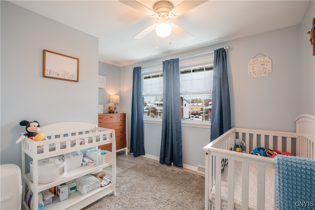 4976 Surrey Lane Clay, NY 13088 - Photo 34 of 47