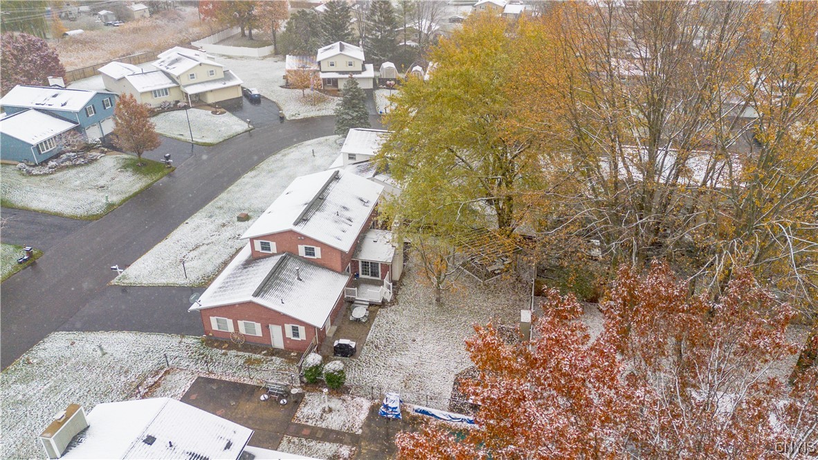 4976 Surrey Lane Clay, NY 13088 - Photo 46 of 47