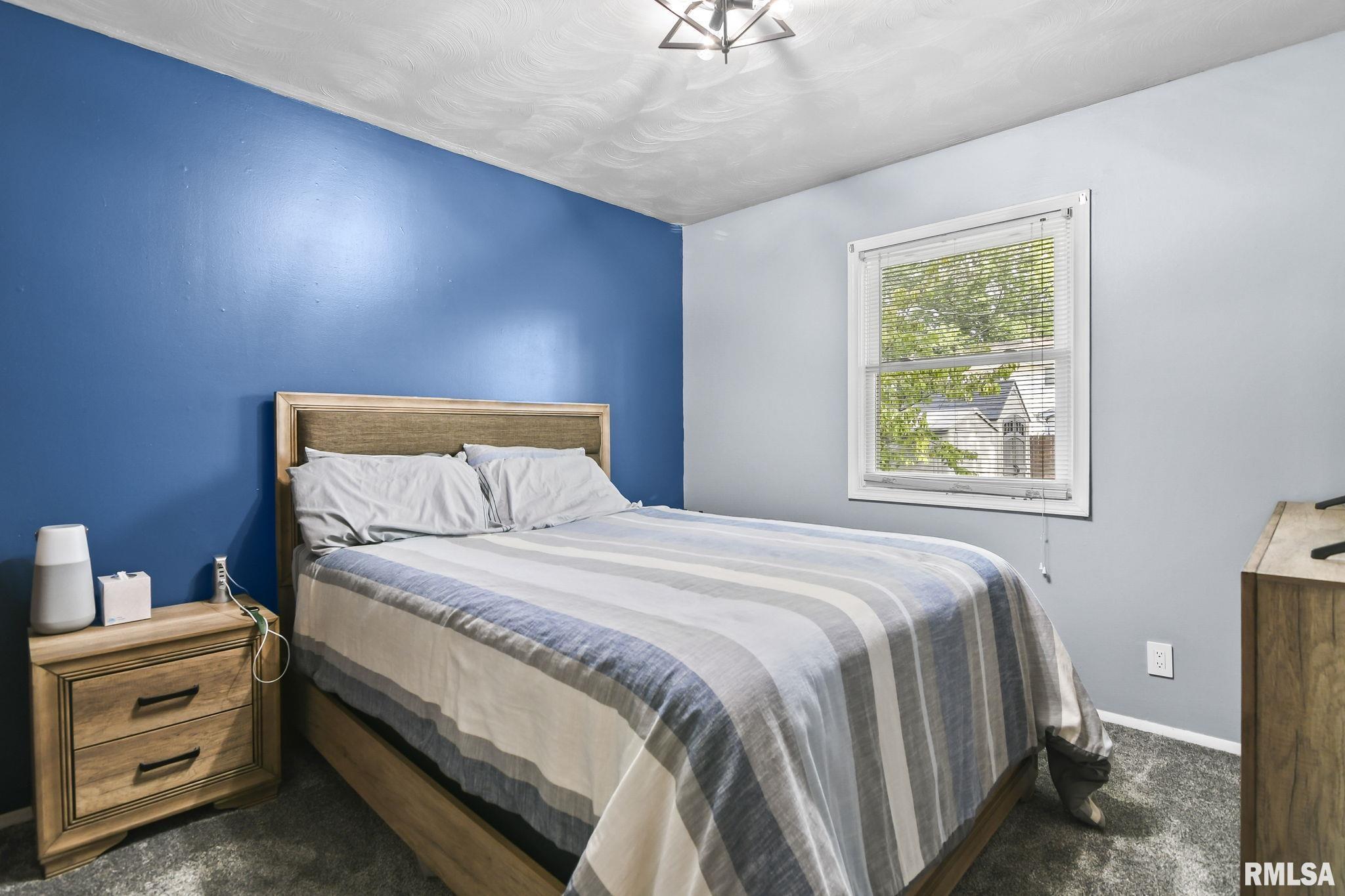 2249 East Watch Avenue Springfield, IL 62702 - Photo 10 of 24 Gallery Image 10