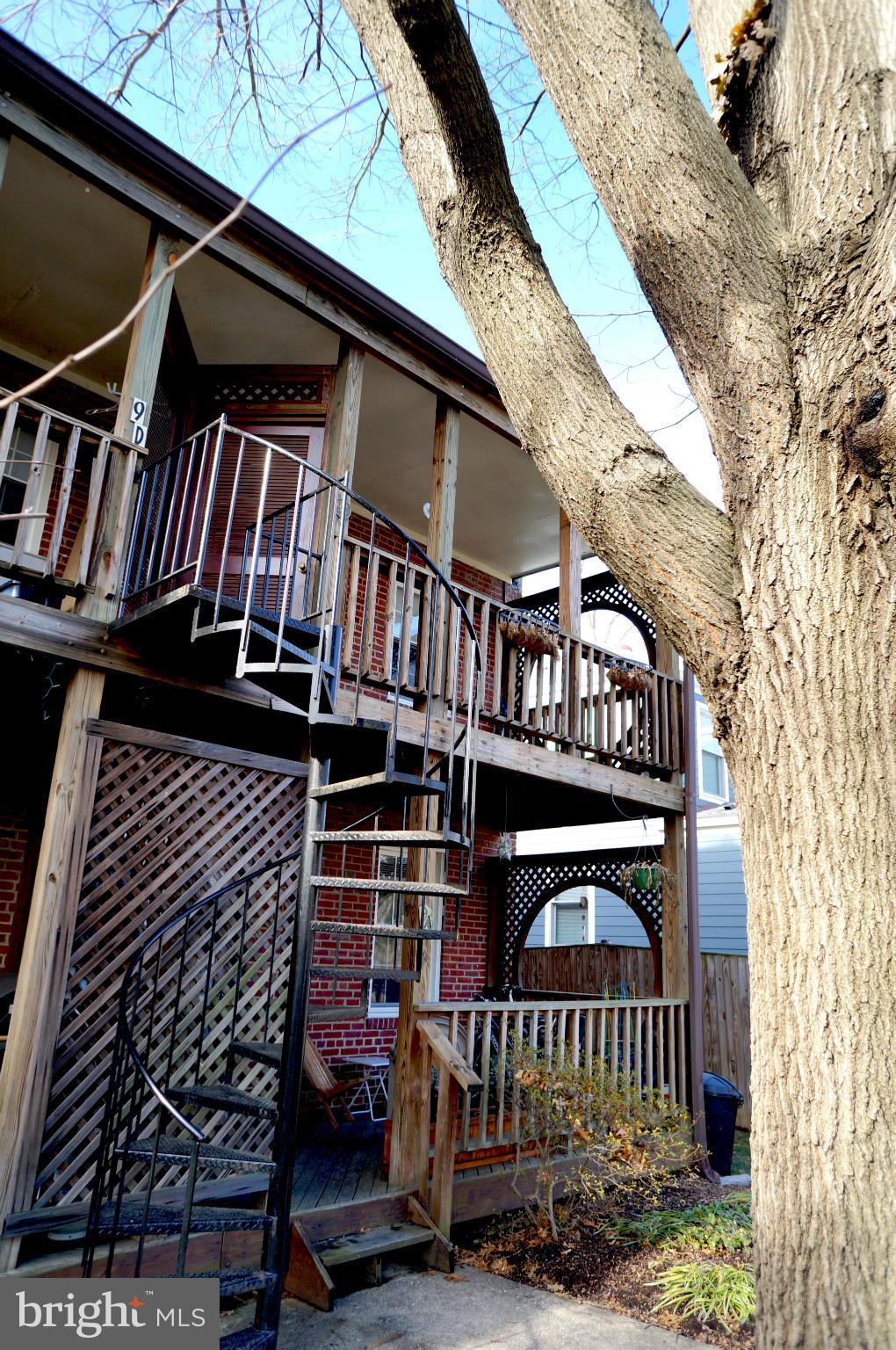 9 Russell Road, Unit C Alexandria, VA 22301 - Photo 29 of 30 Exterior (Rear)