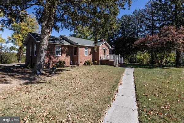 $438,000 | 133 Shenell Drive, Mount Jackson, VA 22842