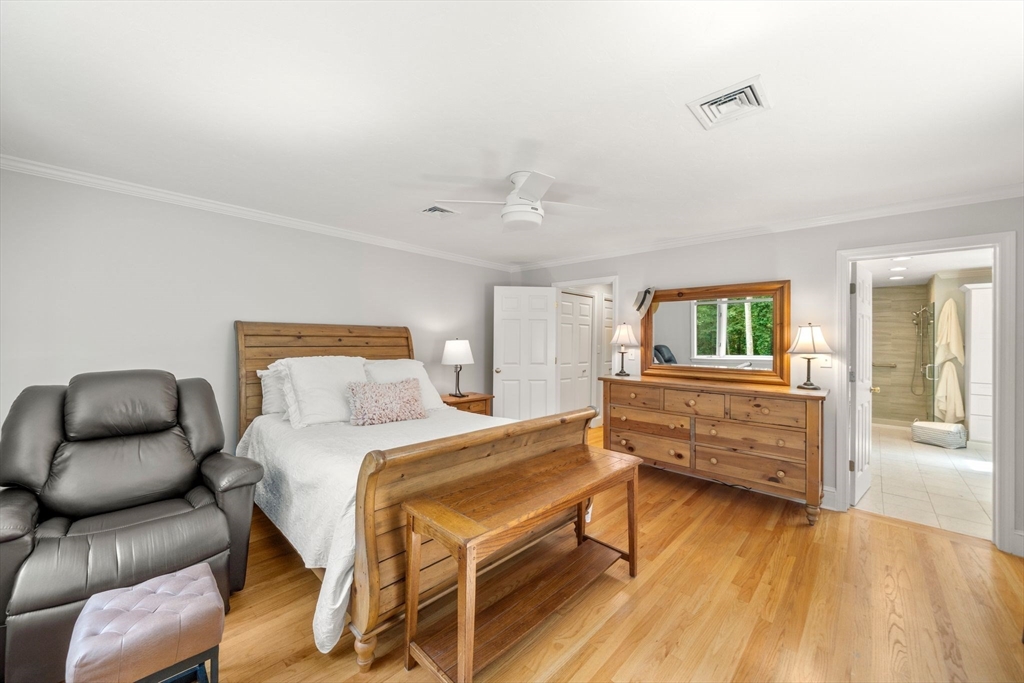 359 Holly Road Marshfield, MA 02050 - Photo 19 of 42 Gallery Image 19