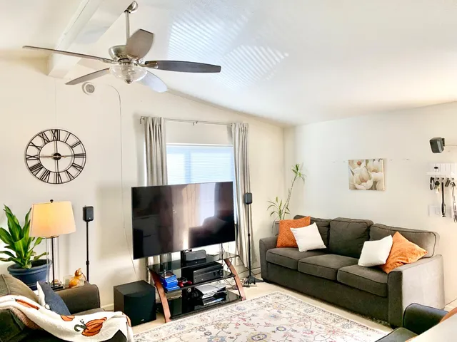 $199,000 | 900 Old Stockton Road, Unit 511, Oakdale, CA 95361