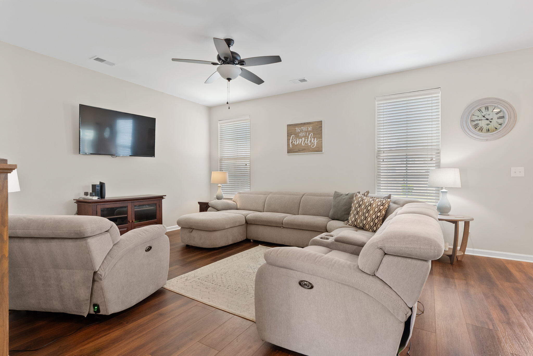 482 Spectrum Road Summerville, SC 29486 - Photo 11 of 52 Living Room