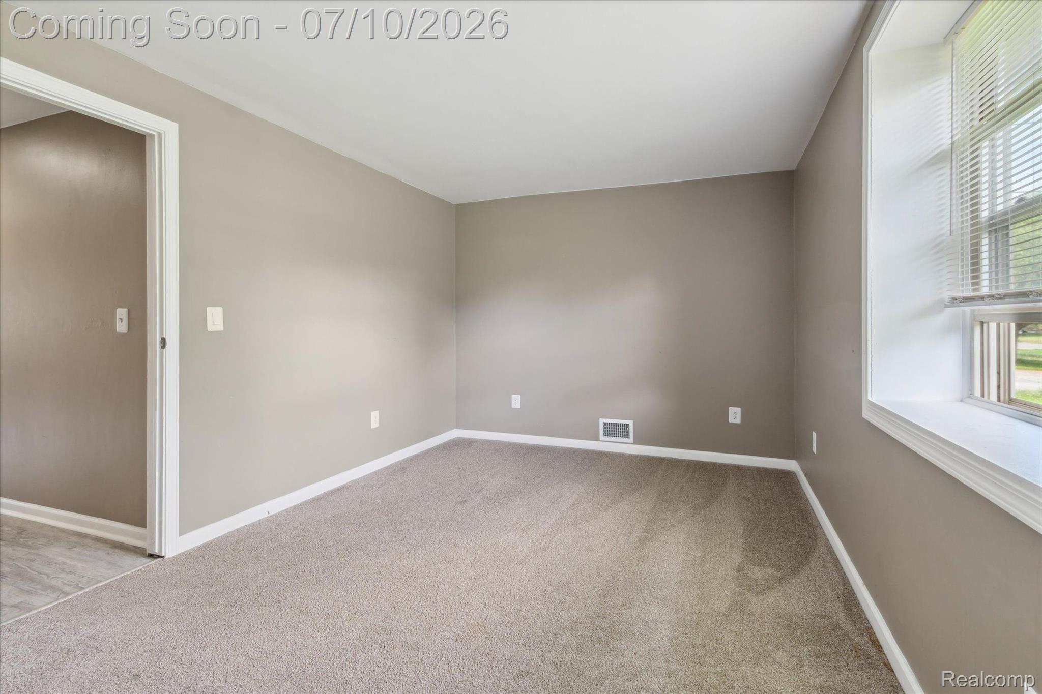500 Trombley Road Troy, MI 48083 - Photo 16 of 32