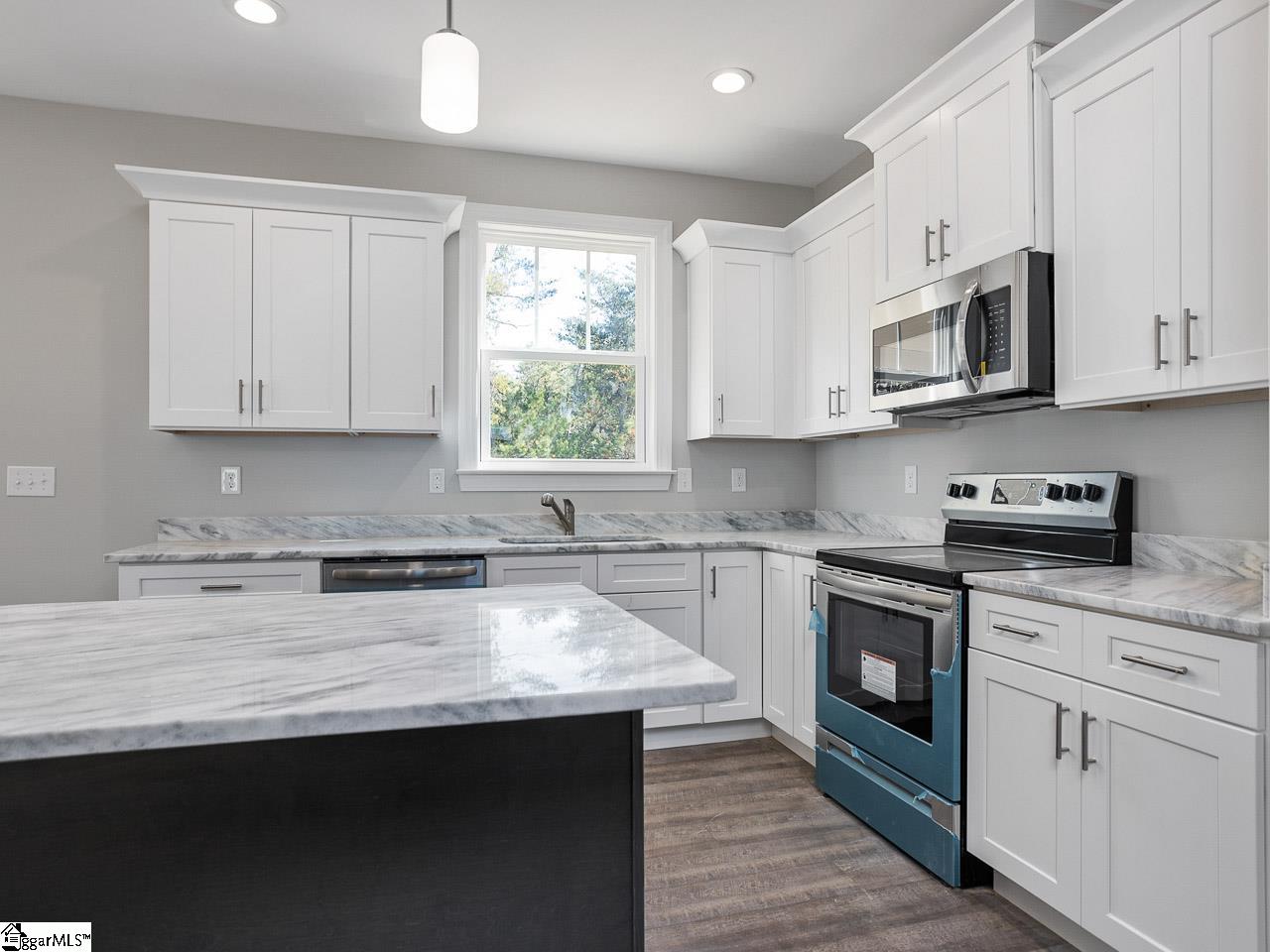 114 Chatim Ridge Court Lyman, SC 29365 - Photo 8 of 28 Gallery Image 8