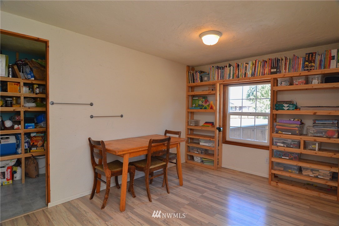 7540 187th Avenue Southwest Rochester, WA 98579 - Photo 13 of 25