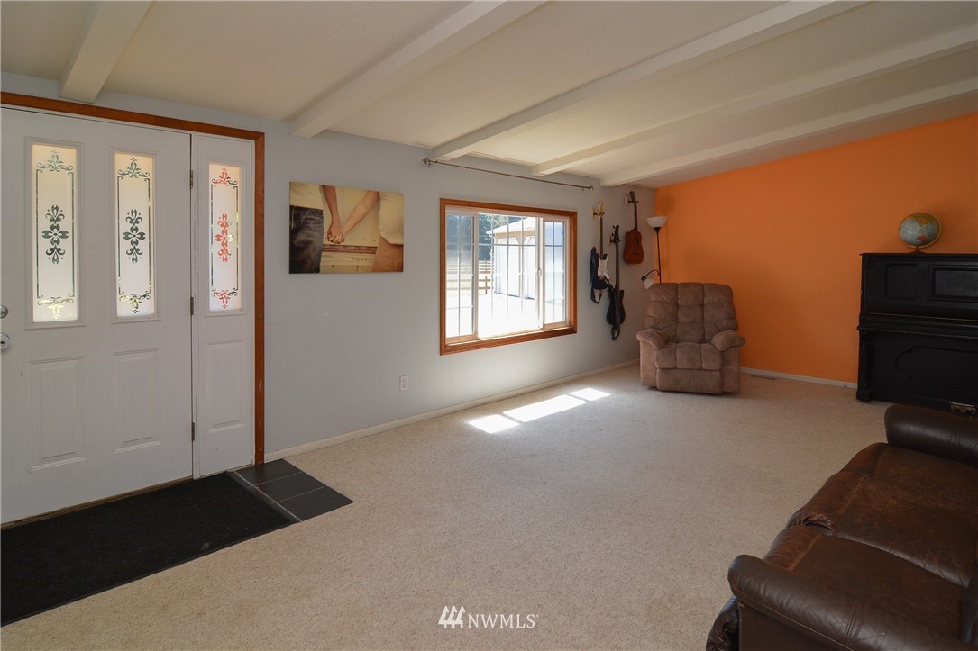7540 187th Avenue Southwest Rochester, WA 98579 - Photo 8 of 25