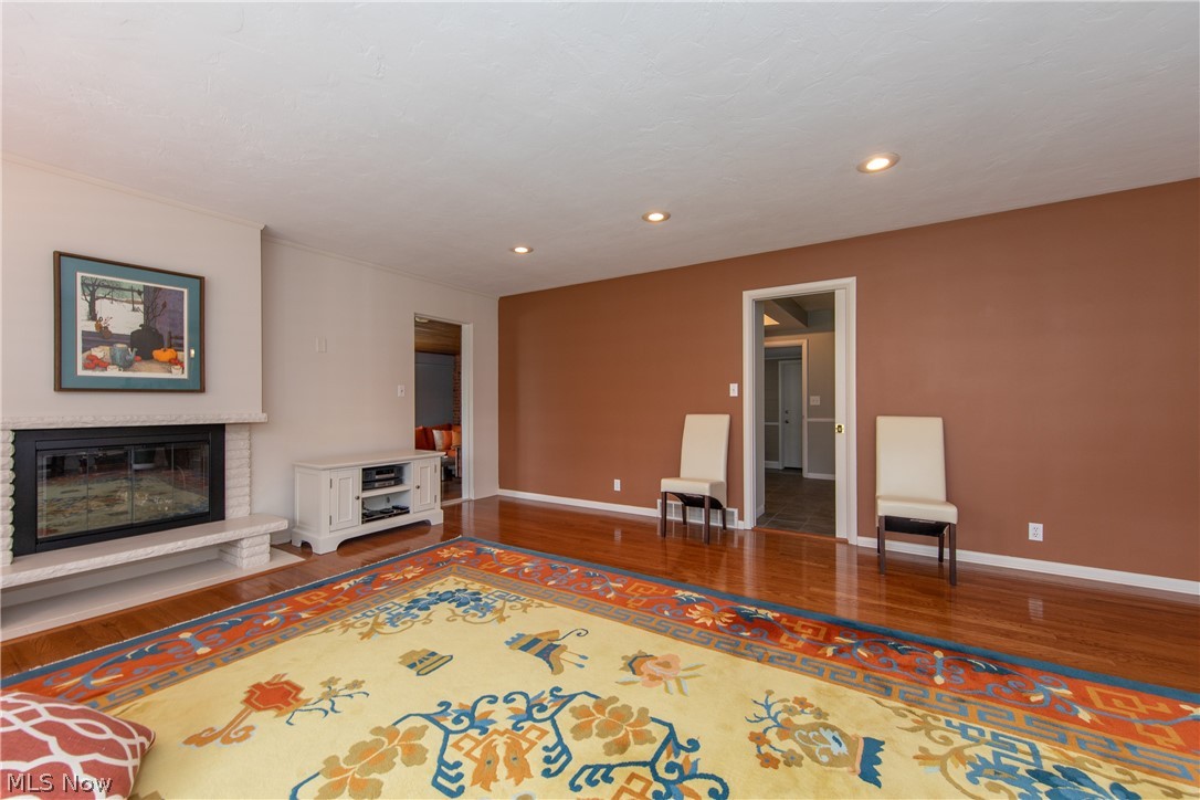 4960 Glenlyn Road Cleveland, OH 44124 - Photo 4 of 26