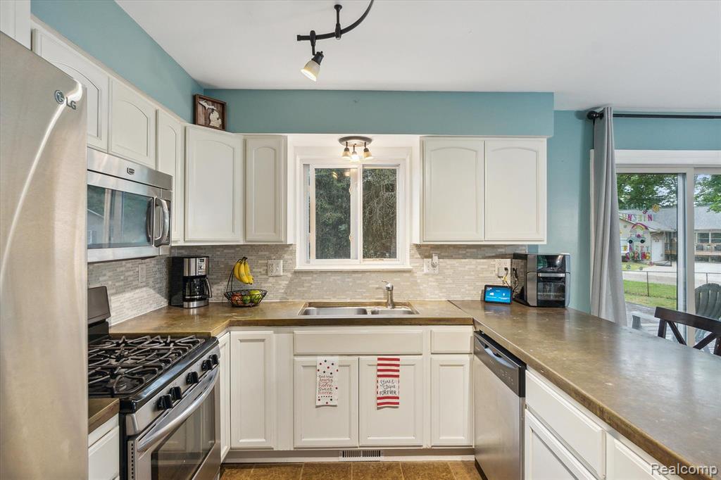 3005 West Commerce Road Milford, MI 48380 - Photo 16 of 54 Gallery Image 16
