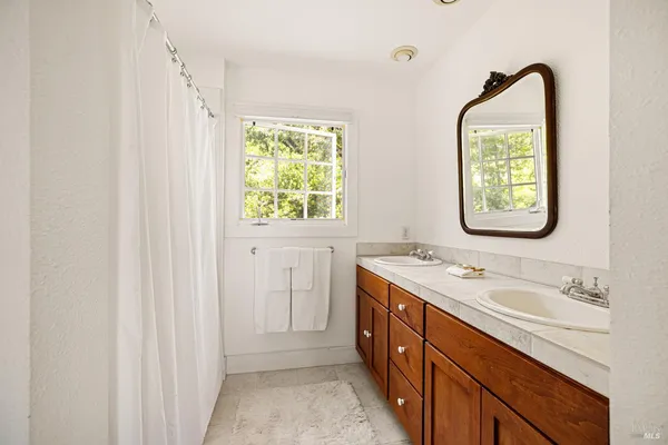 $1,395,000 | 3144 Mt Veeder Road, Napa, CA 94558