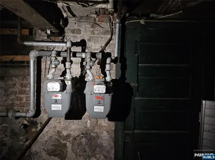 $619,000 | 142 West Side Avenue, Jersey City, NJ 07305