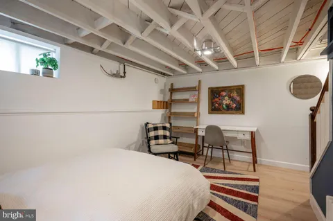 $2,950 | 2444 South Oakland Street, Arlington, VA 22206