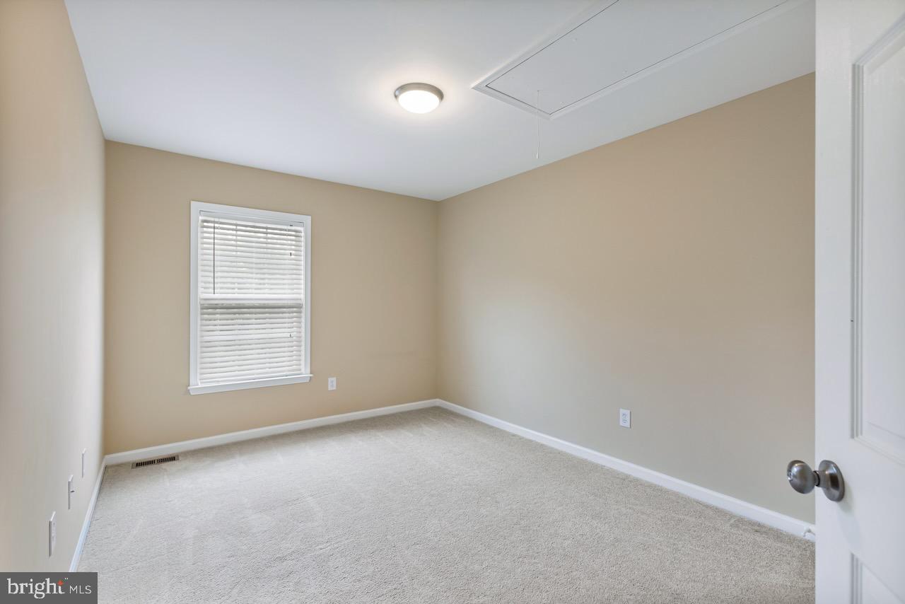 16 Rockingham Drive Keedysville, MD 21756 - Photo 20 of 32 Gallery Image 20