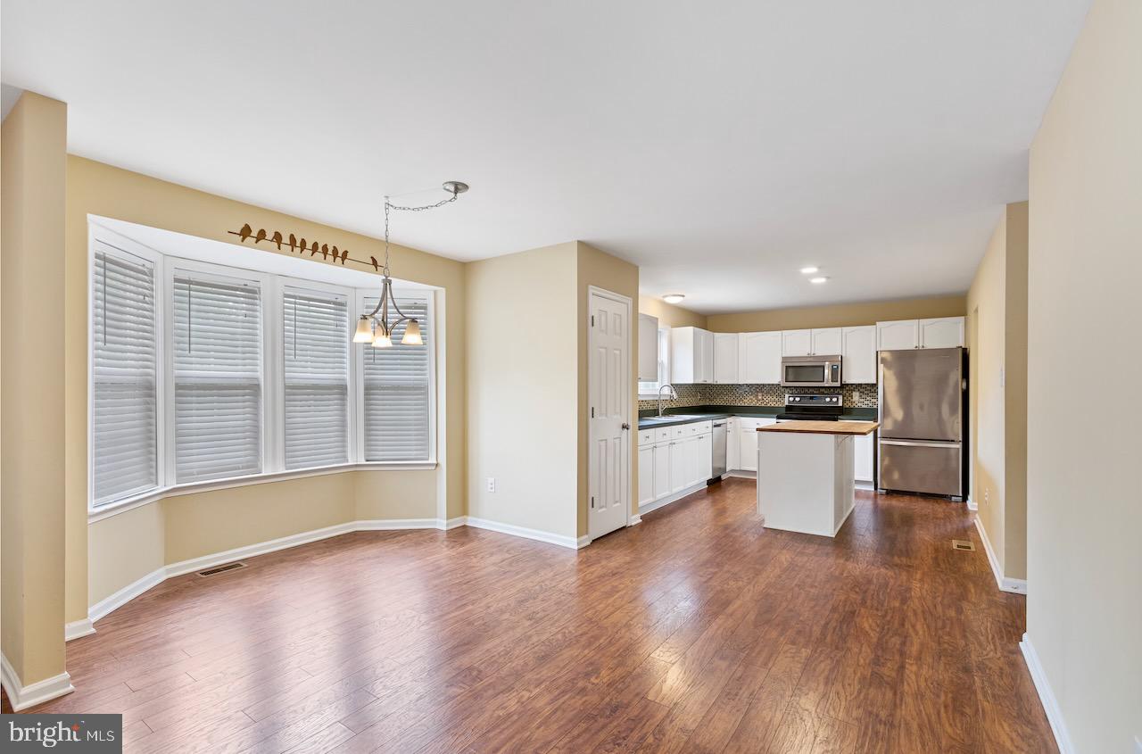 16 Rockingham Drive Keedysville, MD 21756 - Photo 5 of 32 Gallery Image 5