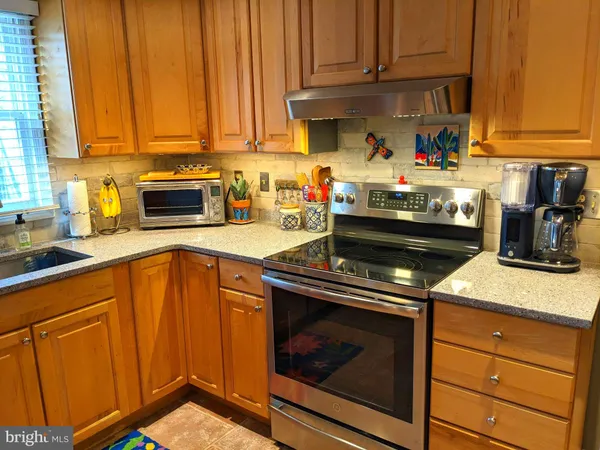 $685,000 | 4041 Fragile Sail Way, Ellicott City, MD 21042