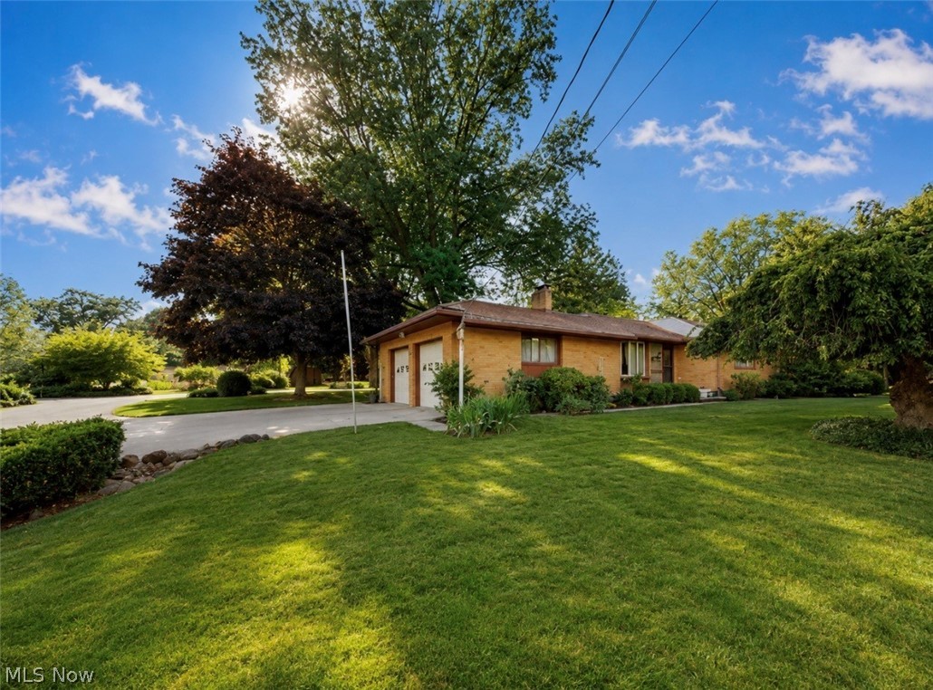 2068 Green Road Madison, OH 44057 - Photo 2 of 4