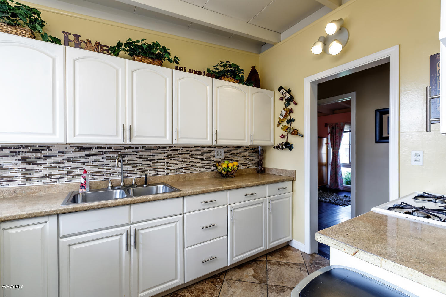 944 Rialto Street Oxnard, CA 93035 - Photo 9 of 20 944 Rialto MLS 8