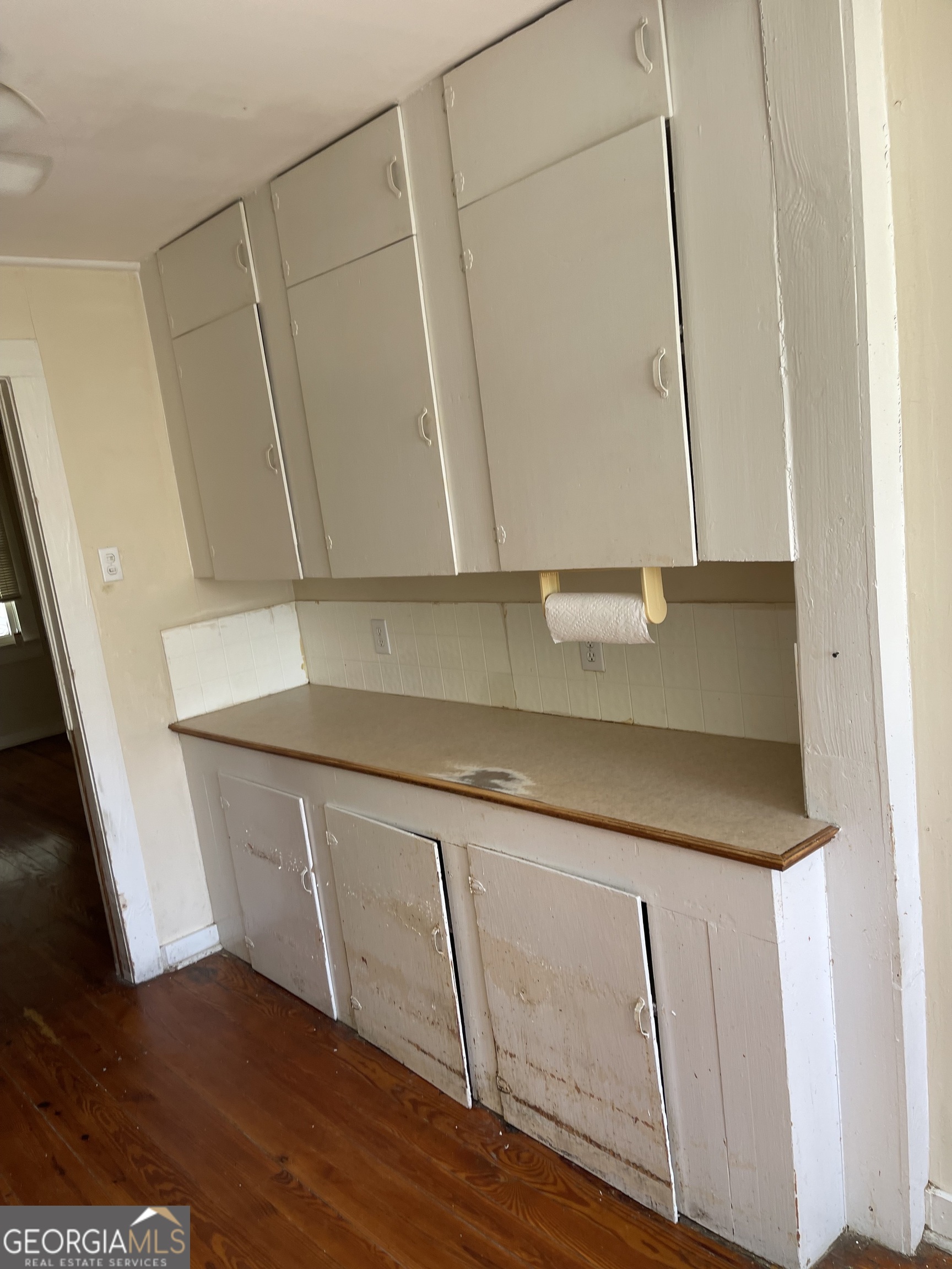 6505 23rd Avenue Valley, AL 36854 - Photo 6 of 49 a kitchen with granite countertop cabinets and sink