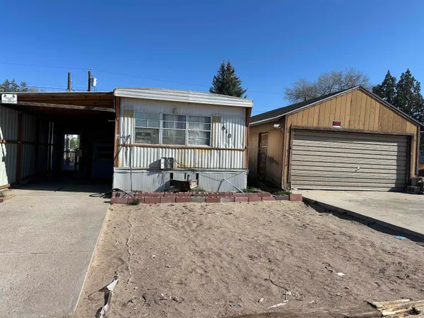 $40,000 | 610 East 27th Avenue, Torrington, WY 82240