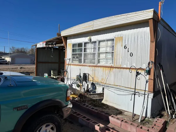 $50,000 | 610 East 27th Avenue, Torrington, WY 82240