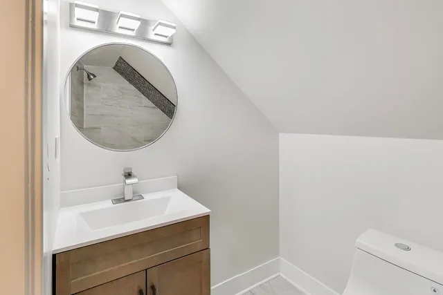 $348,000 | 7633 South Eberhart Avenue, Chicago, IL 60619