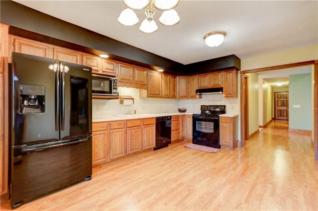4325 Evans Avenue Springfield, OH 45504 - Photo 9 of 38