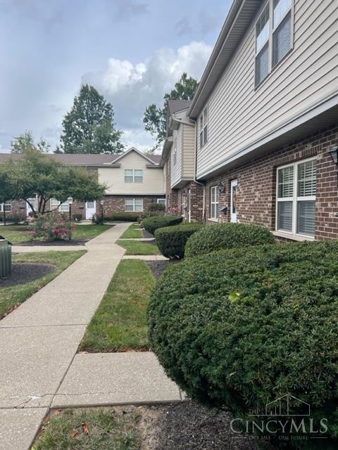 5654 Cheviot Road, Unit 2 Cincinnati, OH 45247 - Photo 3 of 31