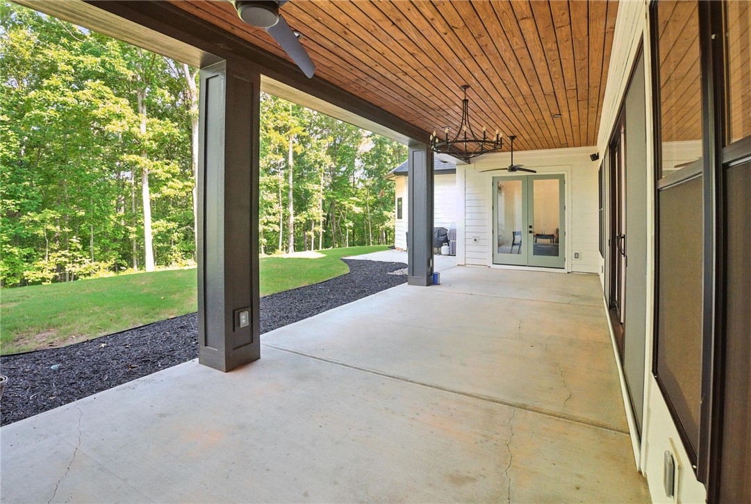 581 Paramount Drive Seneca, SC 29678 - Photo 34 of 41