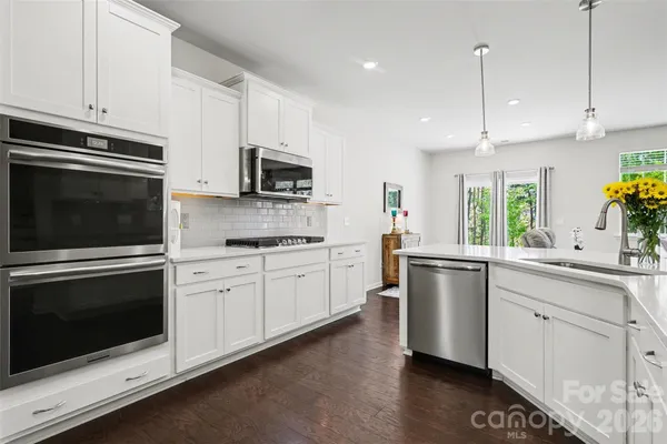 $605,000 | 5659 Soft Shell Drive, Lancaster, SC 29720