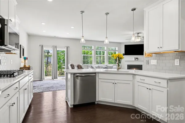 $605,000 | 5659 Soft Shell Drive, Lancaster, SC 29720