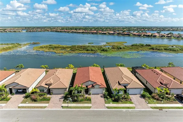 $724,900 | 576 Ravello Boulevard, Nokomis, FL 34275
