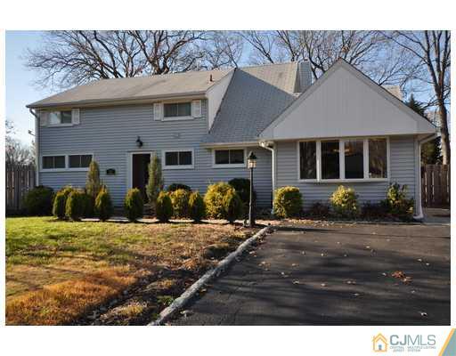 21 Sunrise Road Old Bridge, NJ 08857 - Photo 1 of 10 Gallery Image 1