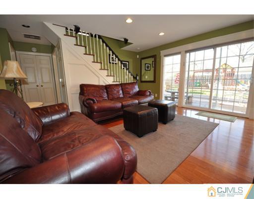 21 Sunrise Road Old Bridge, NJ 08857 - Photo 3 of 10 Gallery Image 3
