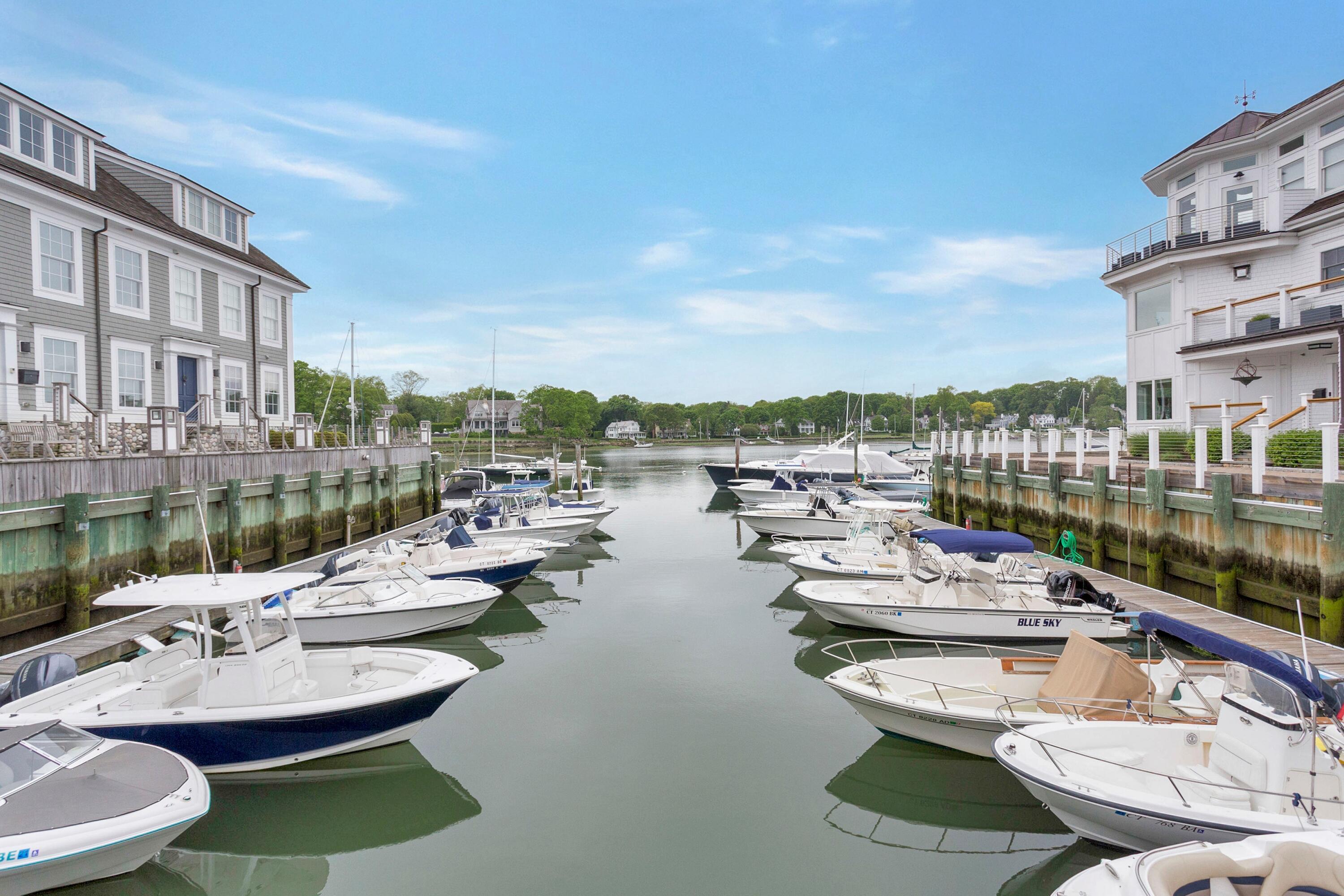 71 Rowayton Avenue, Unit 7 Rowayton, CT 06853 - Photo 28 of 31 a picture of city view with lake view and city view