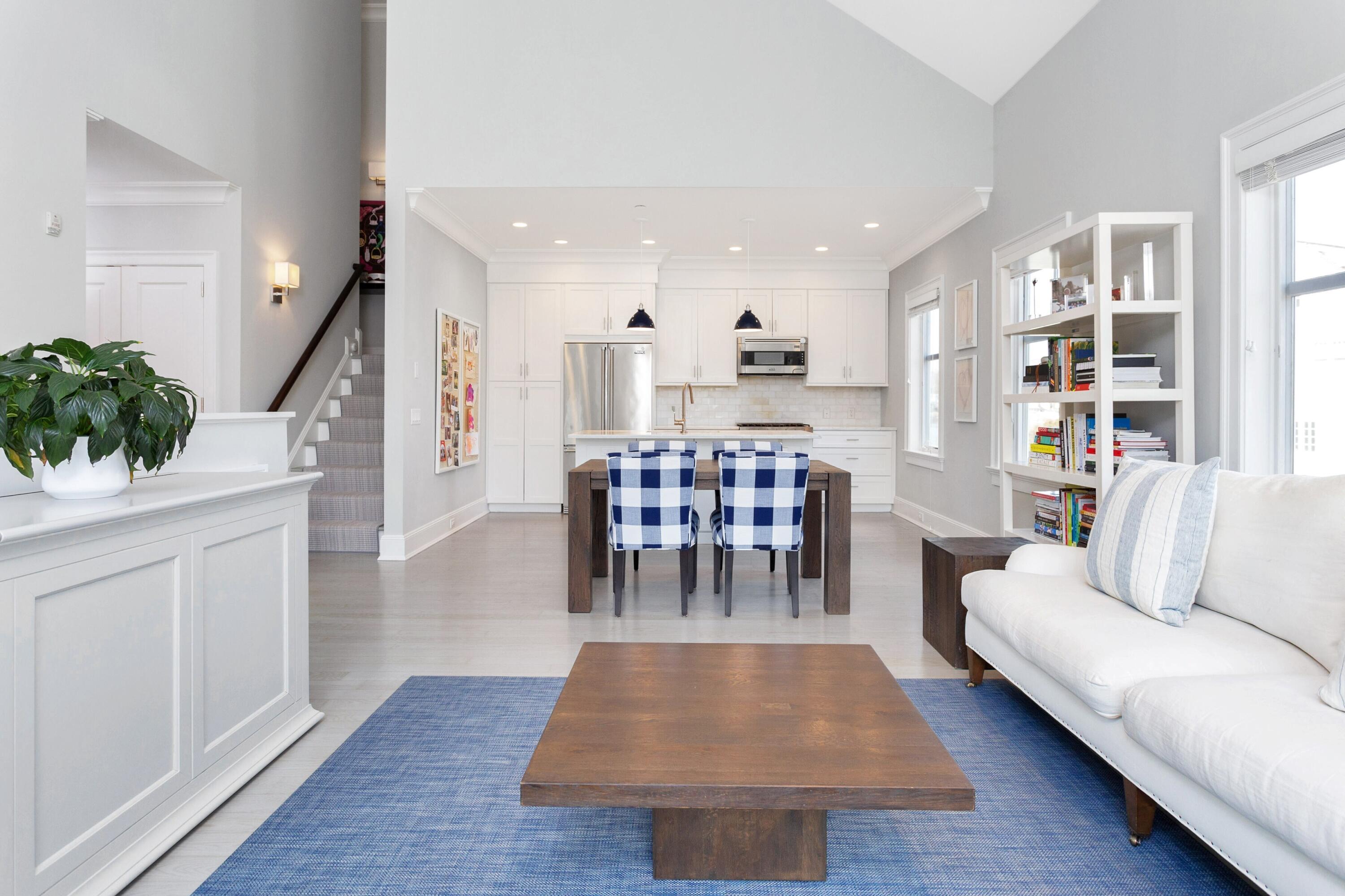71 Rowayton Avenue, Unit 7 Rowayton, CT 06853 - Photo 8 of 31 a living room with furniture and wooden floor