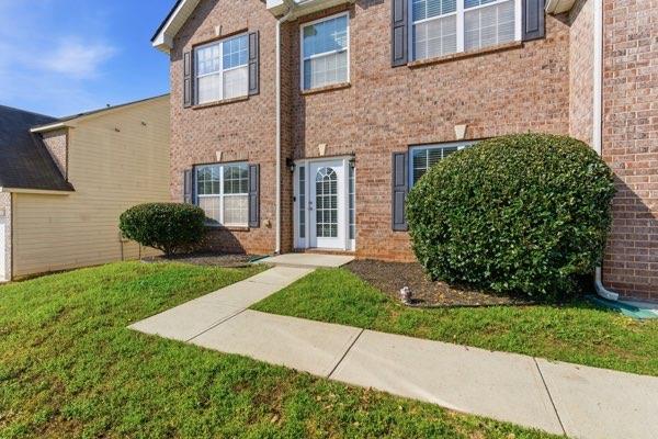 4925 Locherby Drive Fairburn, GA 30213 - Photo 6 of 85