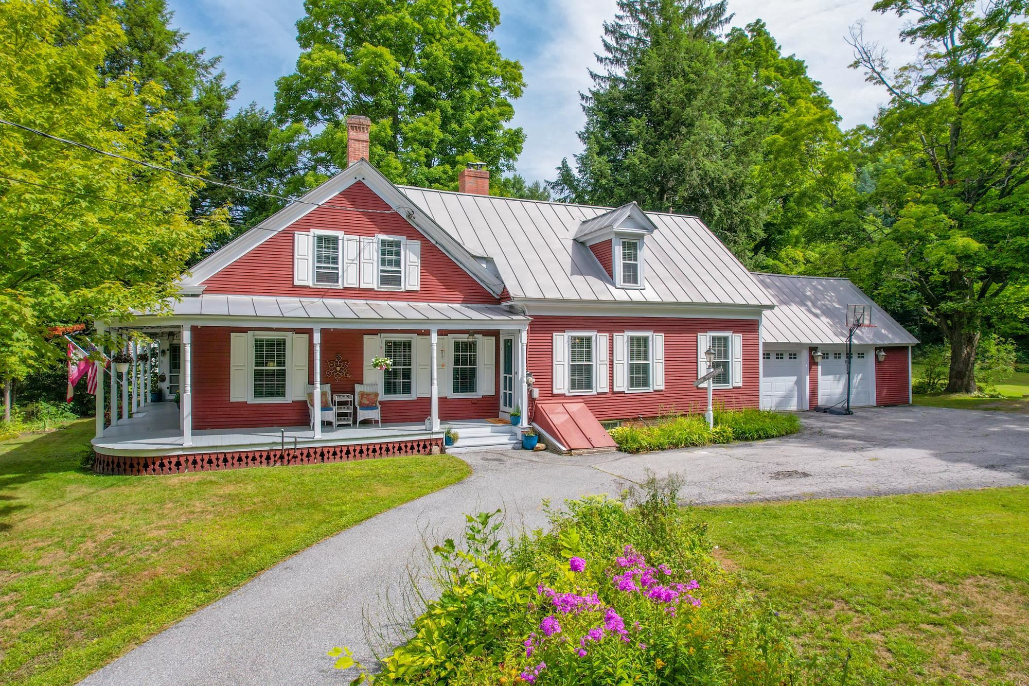 341 South Main Street Northfield, VT 05663 - Photo 3 of 40