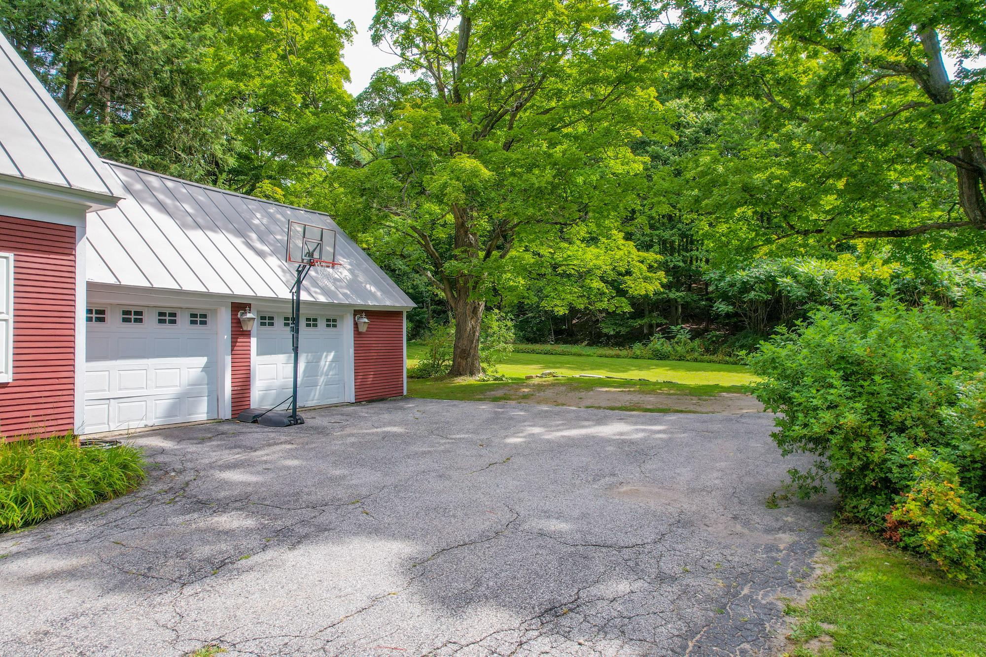 341 South Main Street Northfield, VT 05663 - Photo 34 of 40