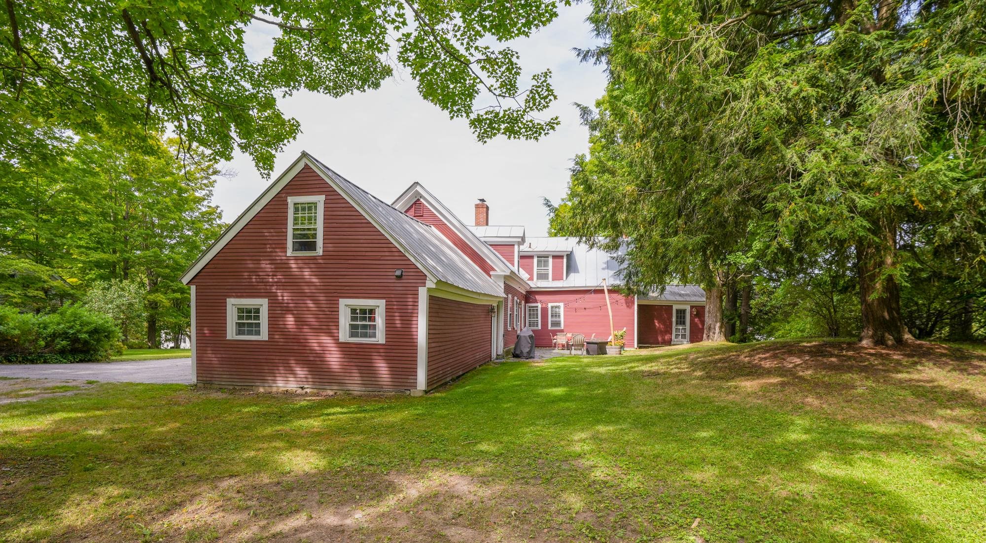 341 South Main Street Northfield, VT 05663 - Photo 36 of 40