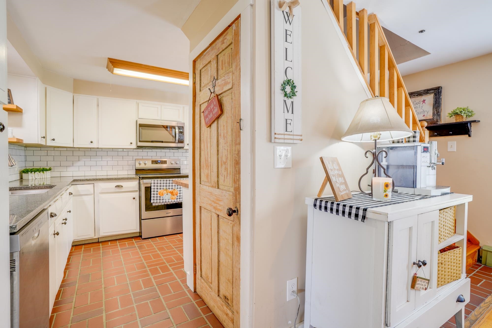 341 South Main Street Northfield, VT 05663 - Photo 8 of 40