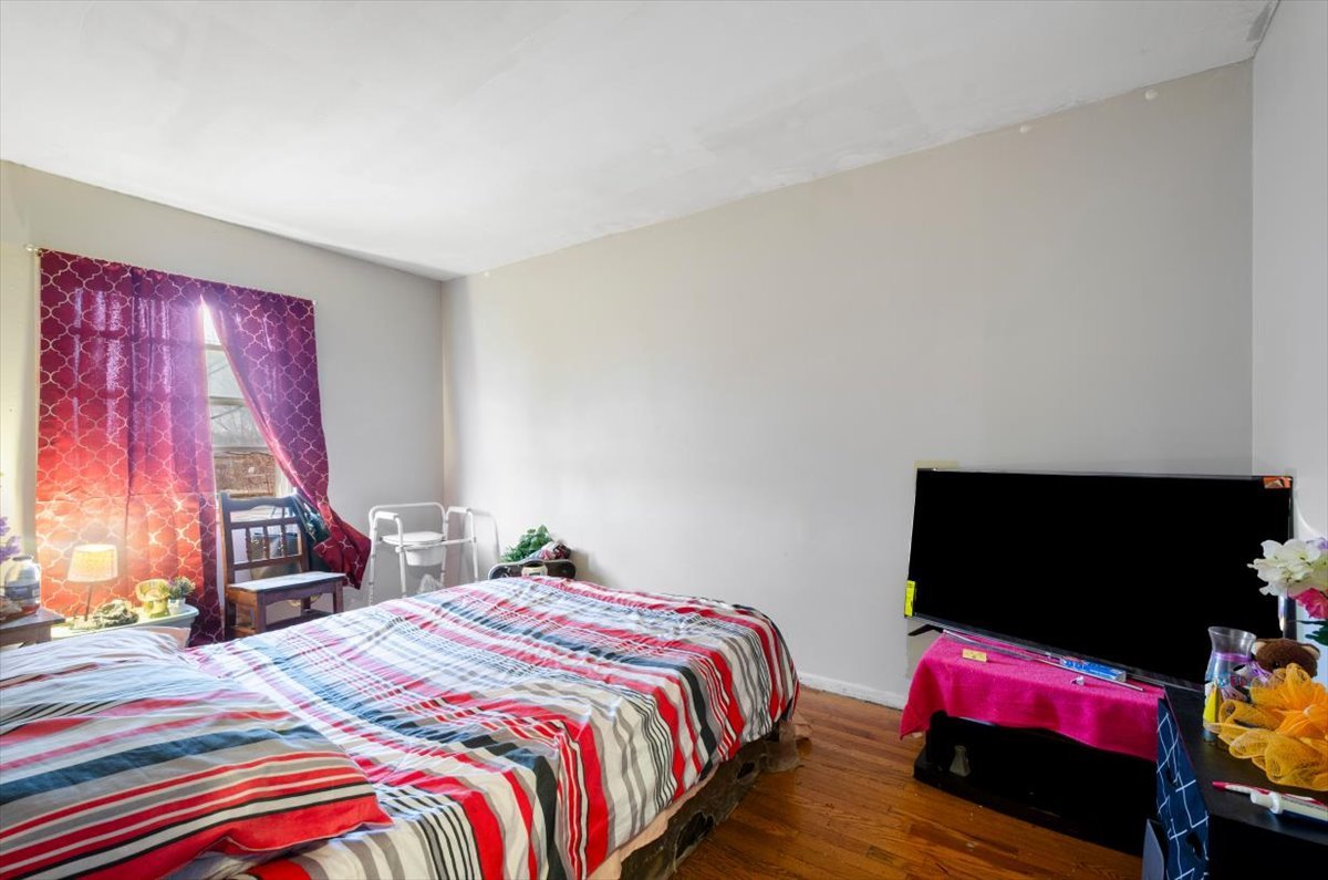 11435 South Davol Street Chicago, IL 60643 - Photo 6 of 12