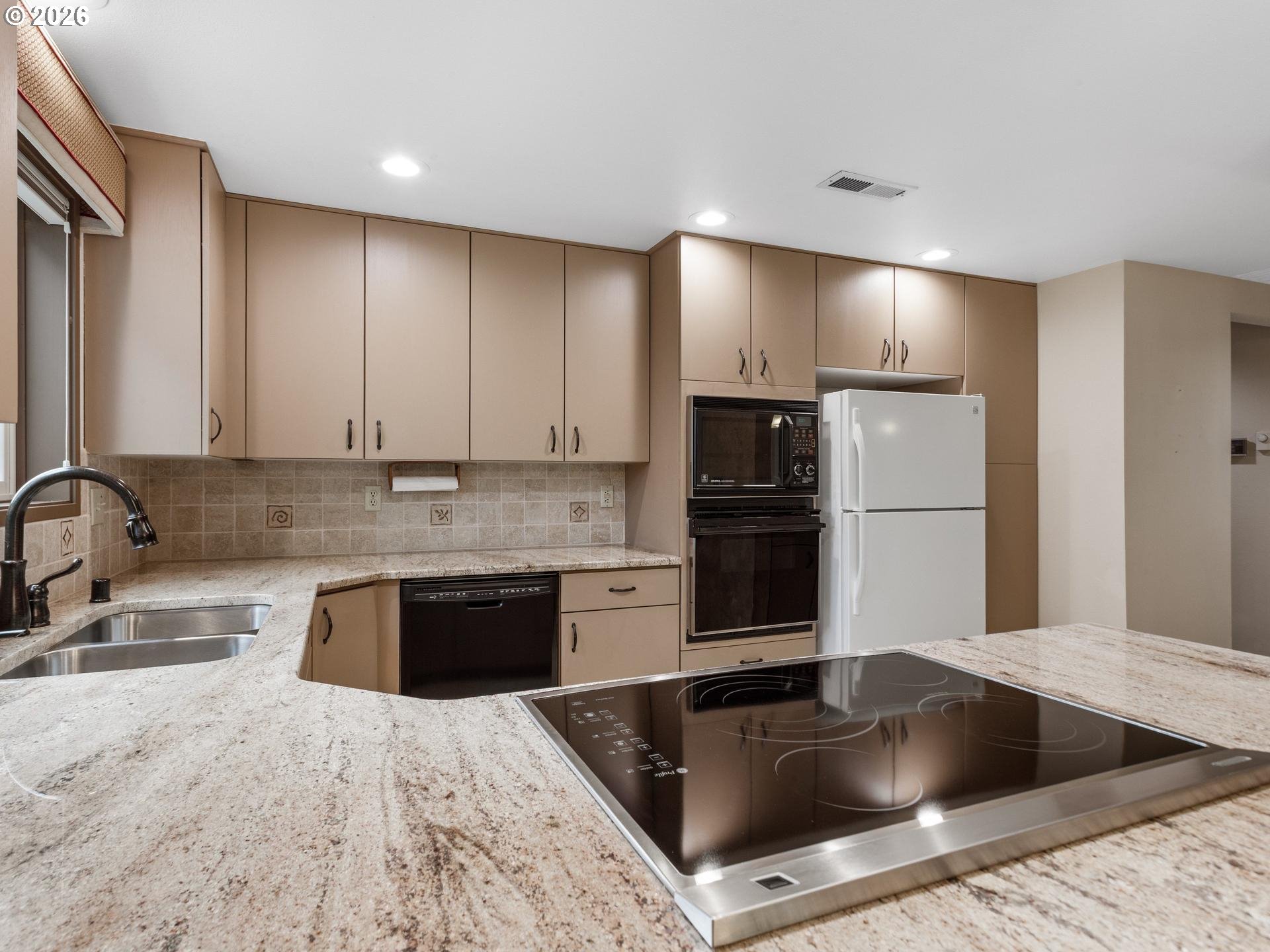 3300 Northeast 164th Street, Unit W1 Ridgefield, WA 98642 - Photo 10 of 30