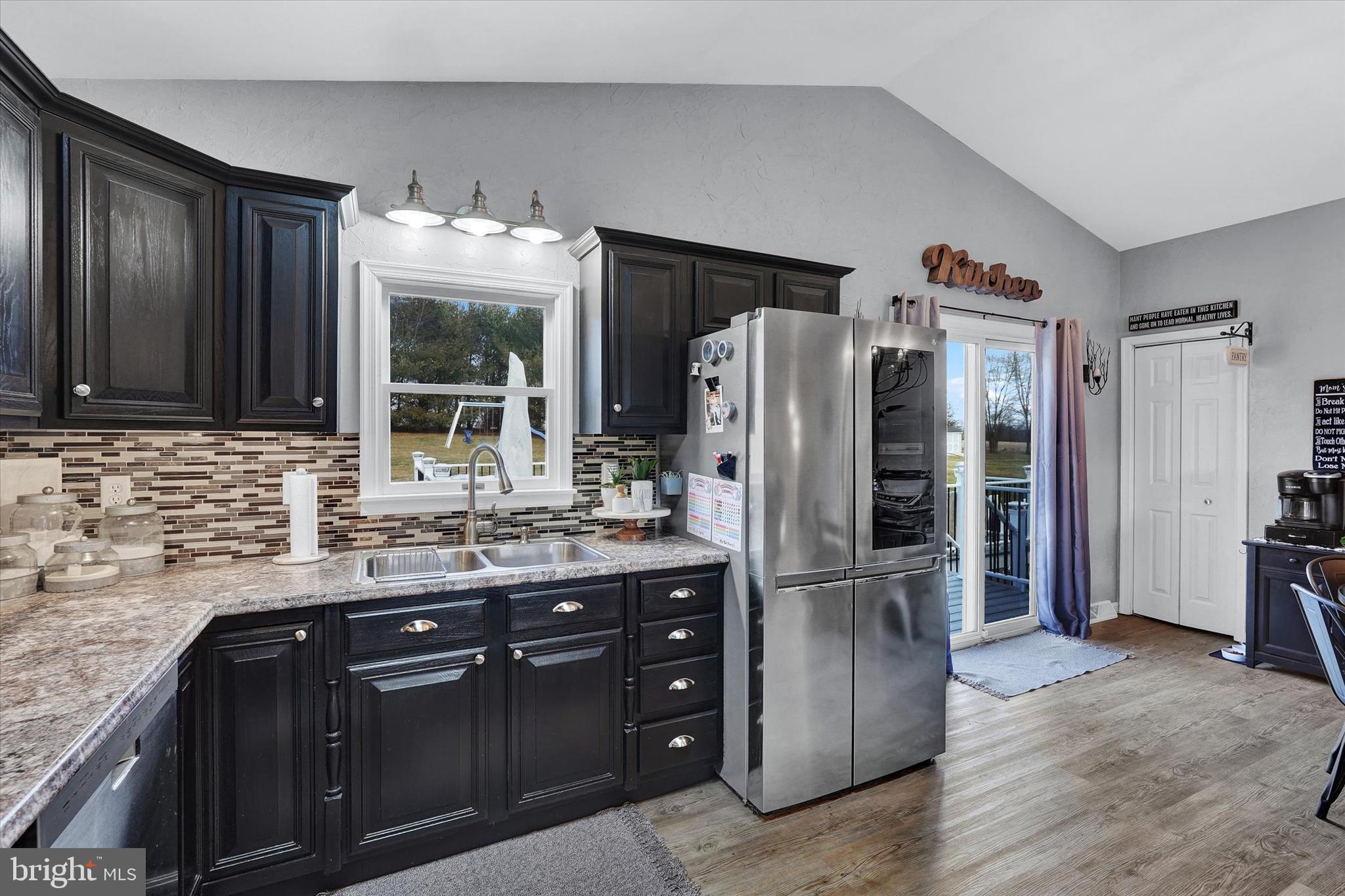 4550 Sunset View Road Thomasville, PA 17364 - Photo 9 of 38 Gallery Image 9