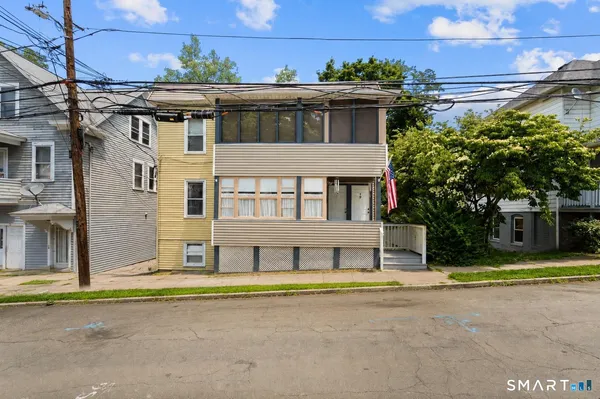 $549,999 | 9 Hull Street, Shelton, CT 06484